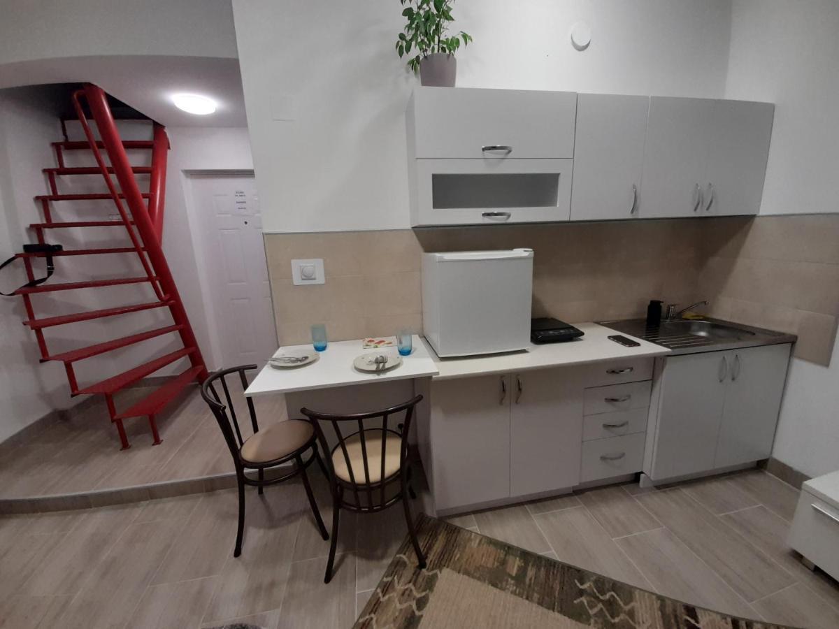 Aleksandrija 1 Ni Exterior foto