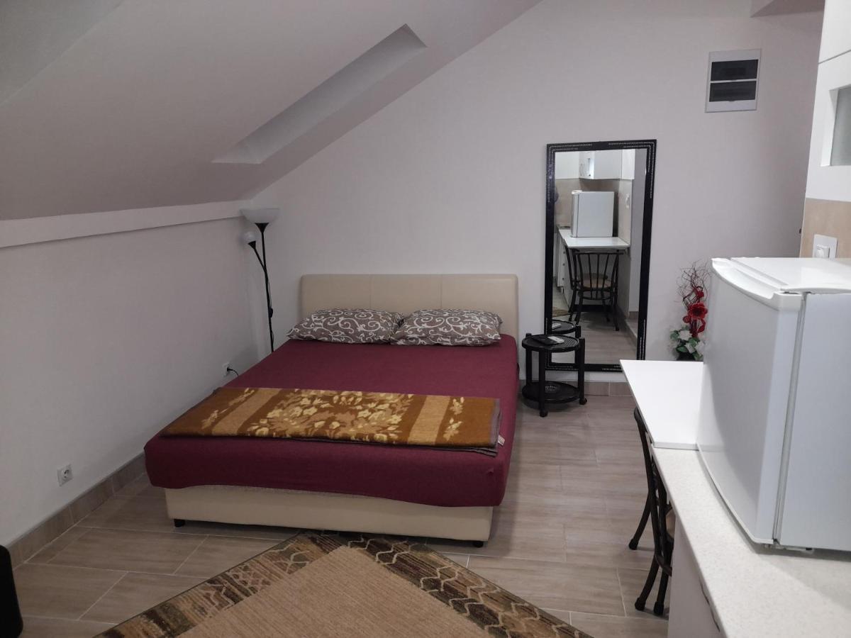 Aleksandrija 1 Ni Exterior foto